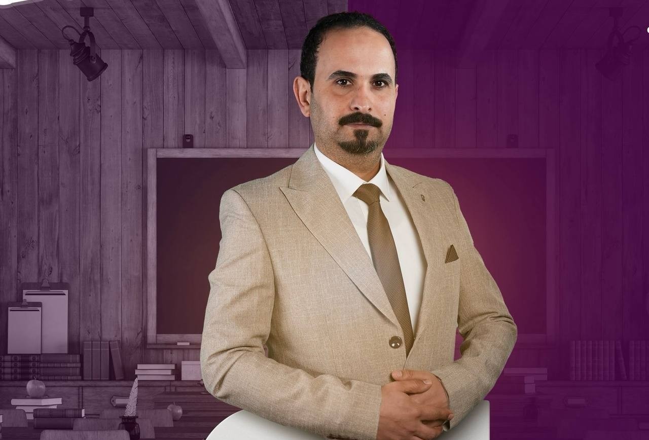 كورس مسجل للمراجعة المركزة مادة الرياضيات - أكرم صبيح 10-4-2025